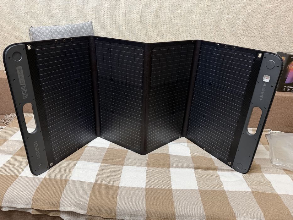 Сонячна панель Ugreen 100w