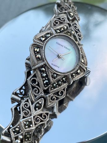 Srebrny stary filigranowy piękny zegarek damski  sygnatur
