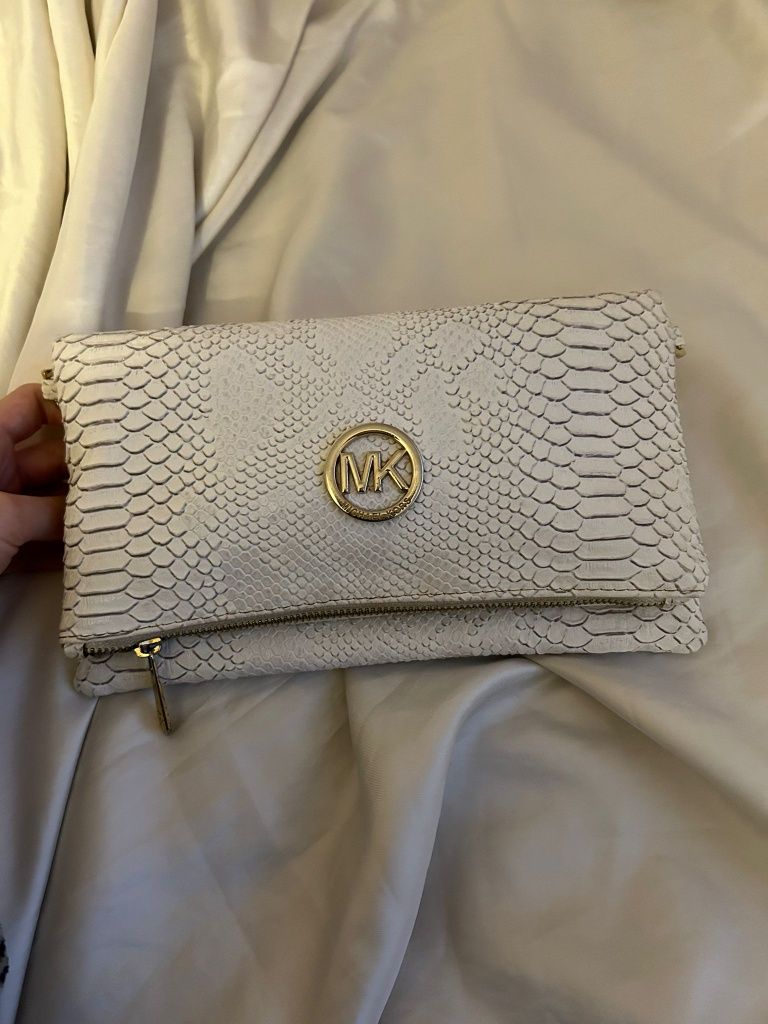 Mała Torebka kopertówka Michael Kors