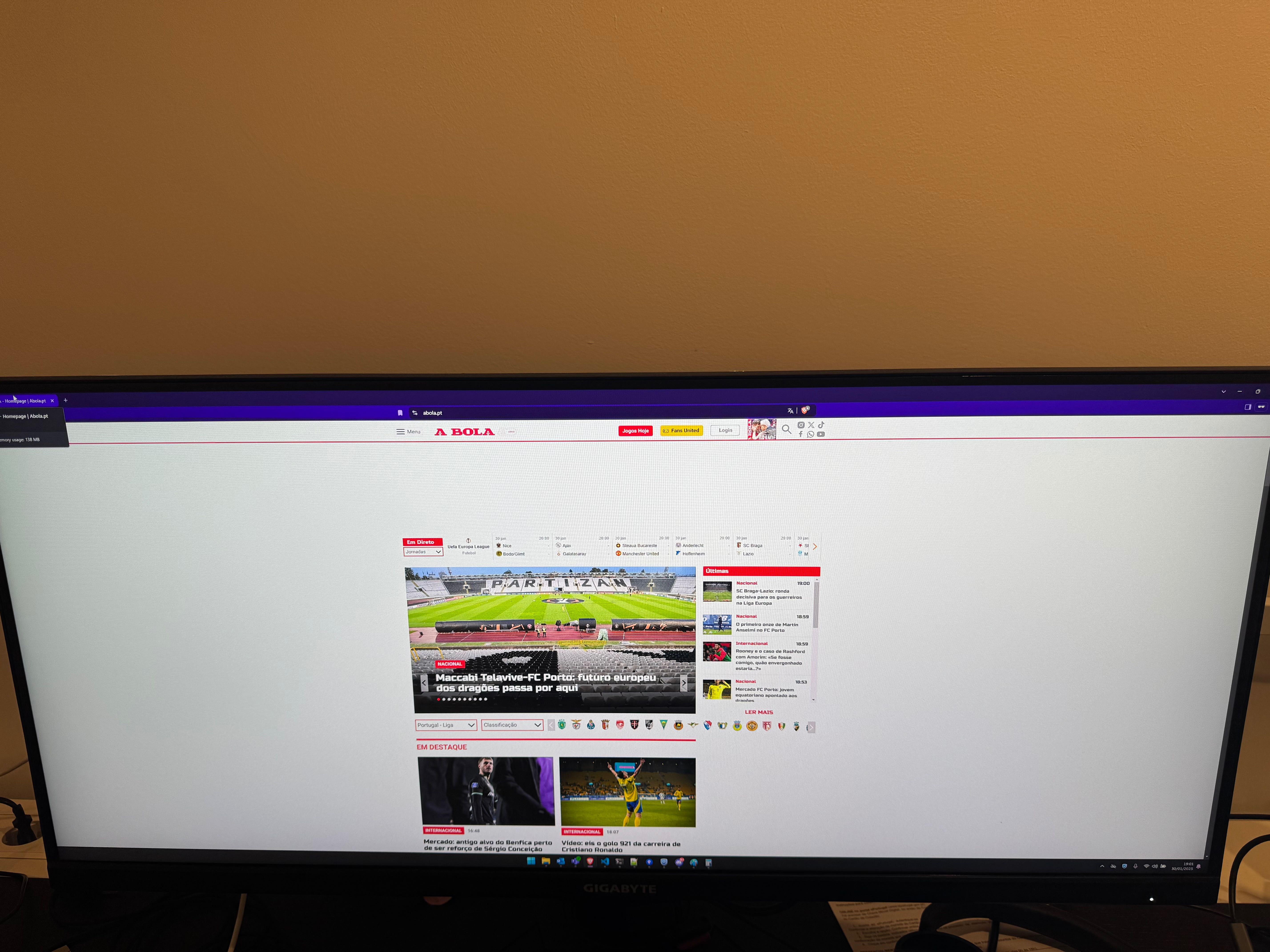Gigabyte M34WQ 34” 144HZ IPS 1ms