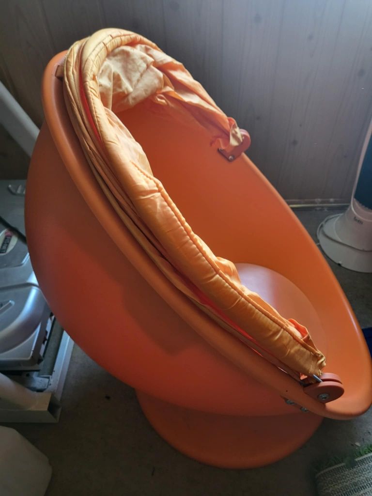 Fotel obrotowy jajko Ikea