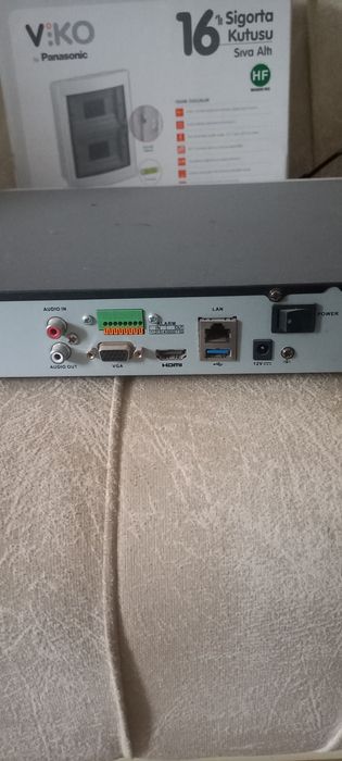 Регистратор  Hikvision ds 7608 ni k2