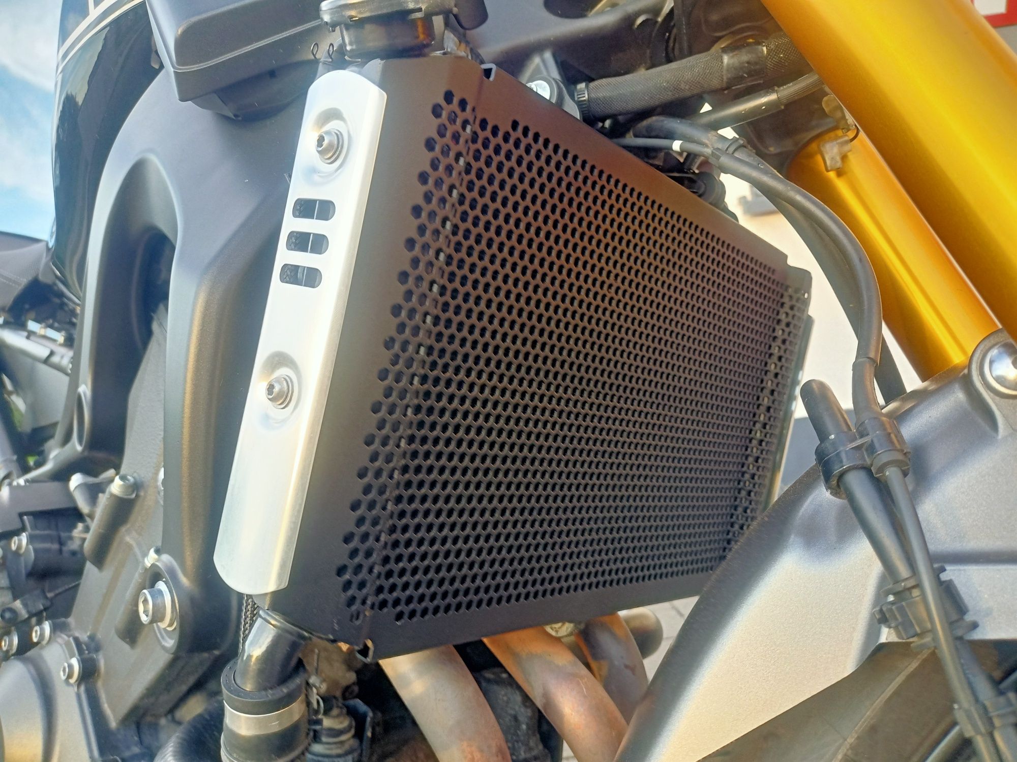 Osłona chłodnicy Yamaha MT 09, Tracer 900, XSR 900
