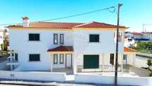 Moradia T5 para venda