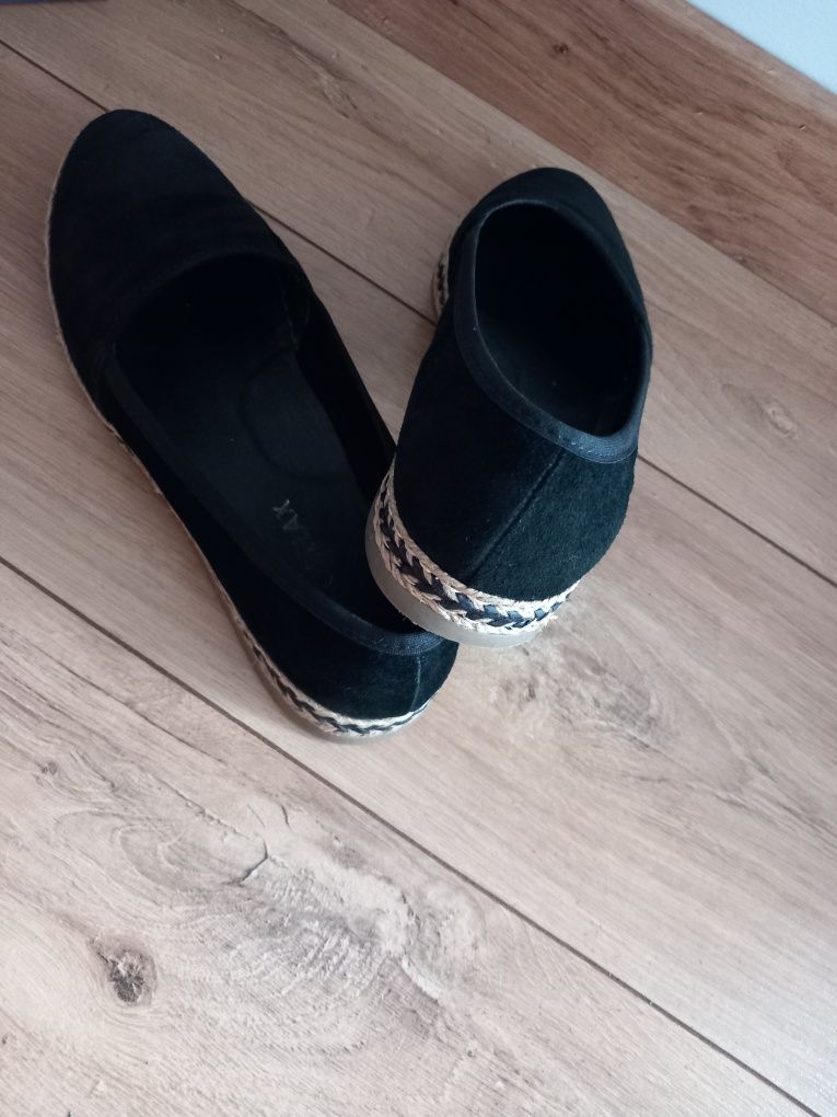 RYŁKO 39/40 oryginalne skóra naturalna welurowa espadryle buty czarne