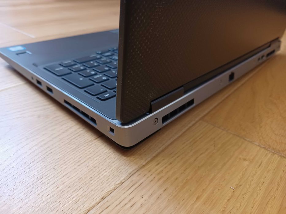 Dell Precision 7540 i7-9750H / 32GB RAM/512 GB NVMe / NVIDIA T2000