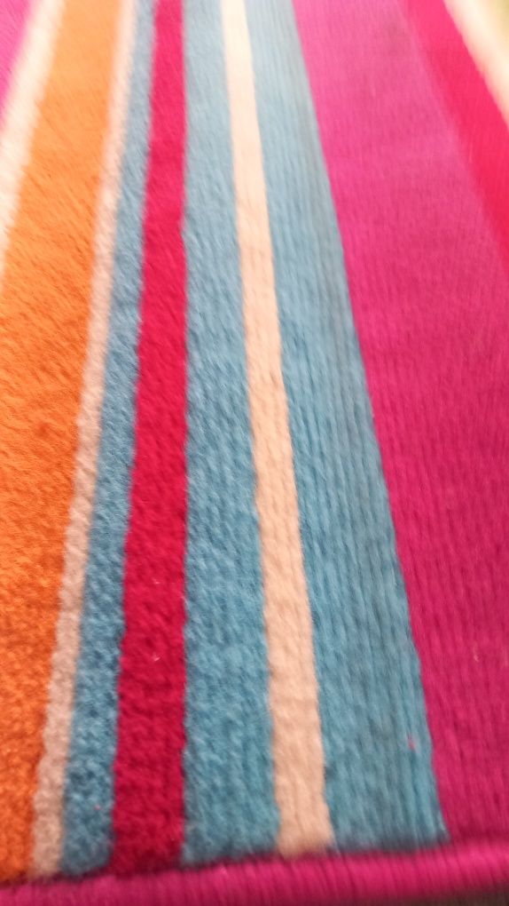 Tapetes multicoloridos 158x115
