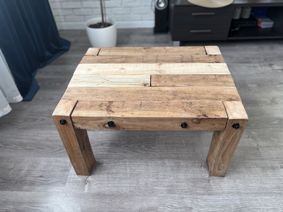 Stolik kawowy / stare drewno / stare belki