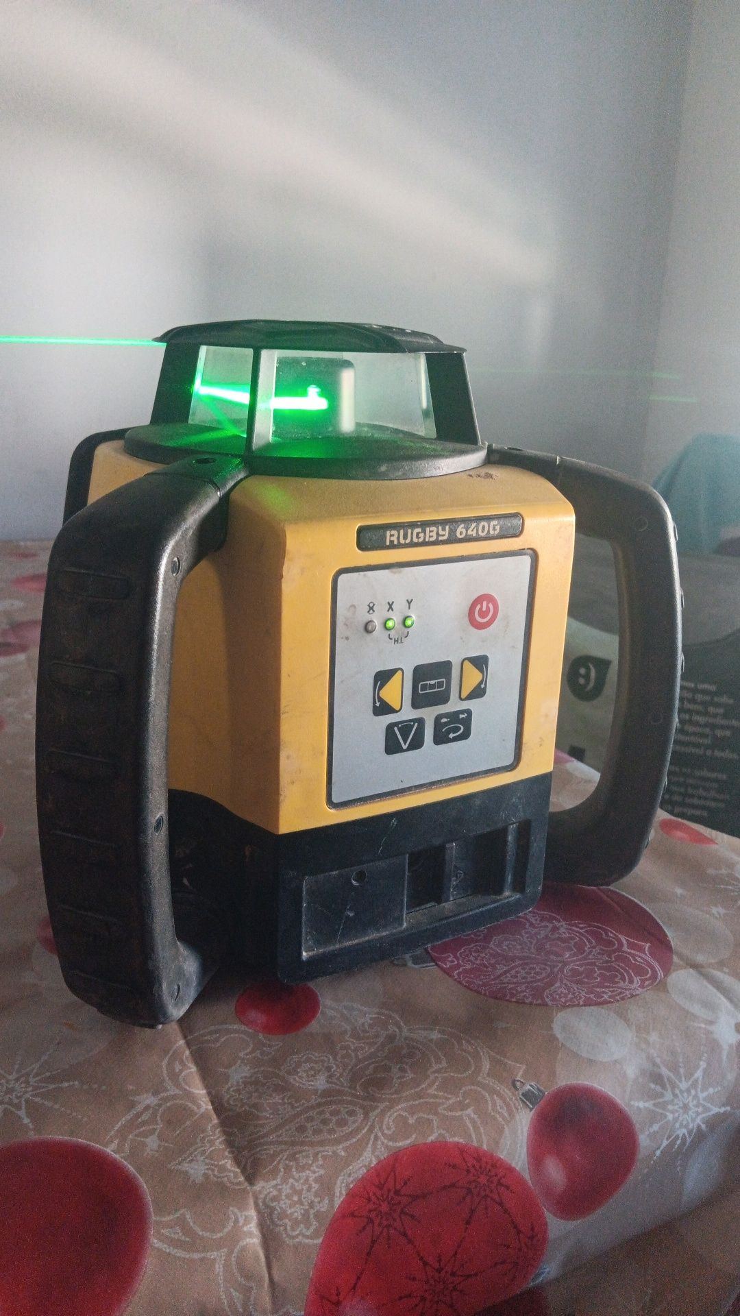 Laser leica rugby 640g