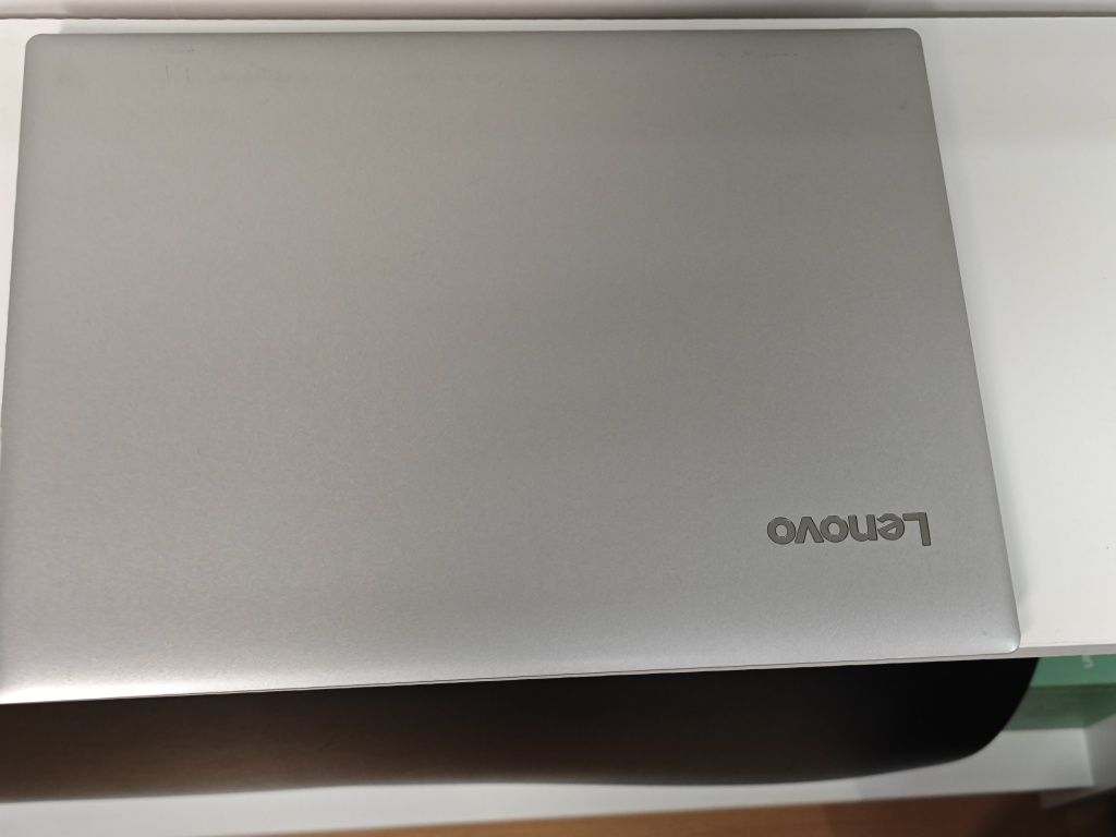 Lenovo Think pad 320