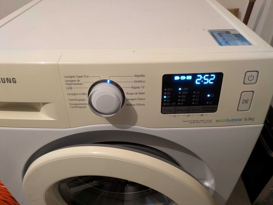 Máquina de lavar roupa Samsung 8Kg [Funciona mas com alguns problemas]