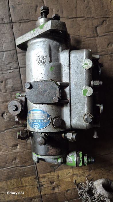 Паливна апаратура комбайна jd955