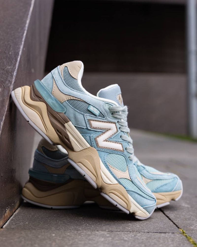 Нереальні жіночі кросівки New Balance 9060 Blue Haze