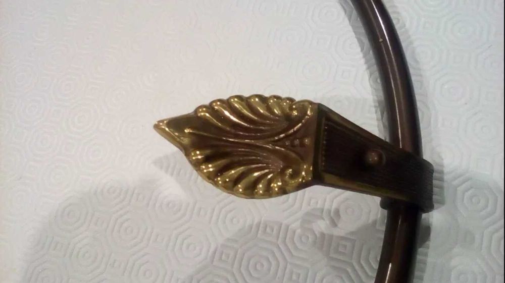 Candeeiro de teto, em vidro murano - Muito elegante e discreto!