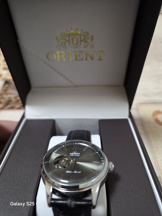 Piekny orient Automat na skórzanym pasku noszony bardzo malo