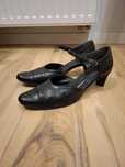 czarne skórzane buty na obcasie czółenka retro vintage skórzane skóra