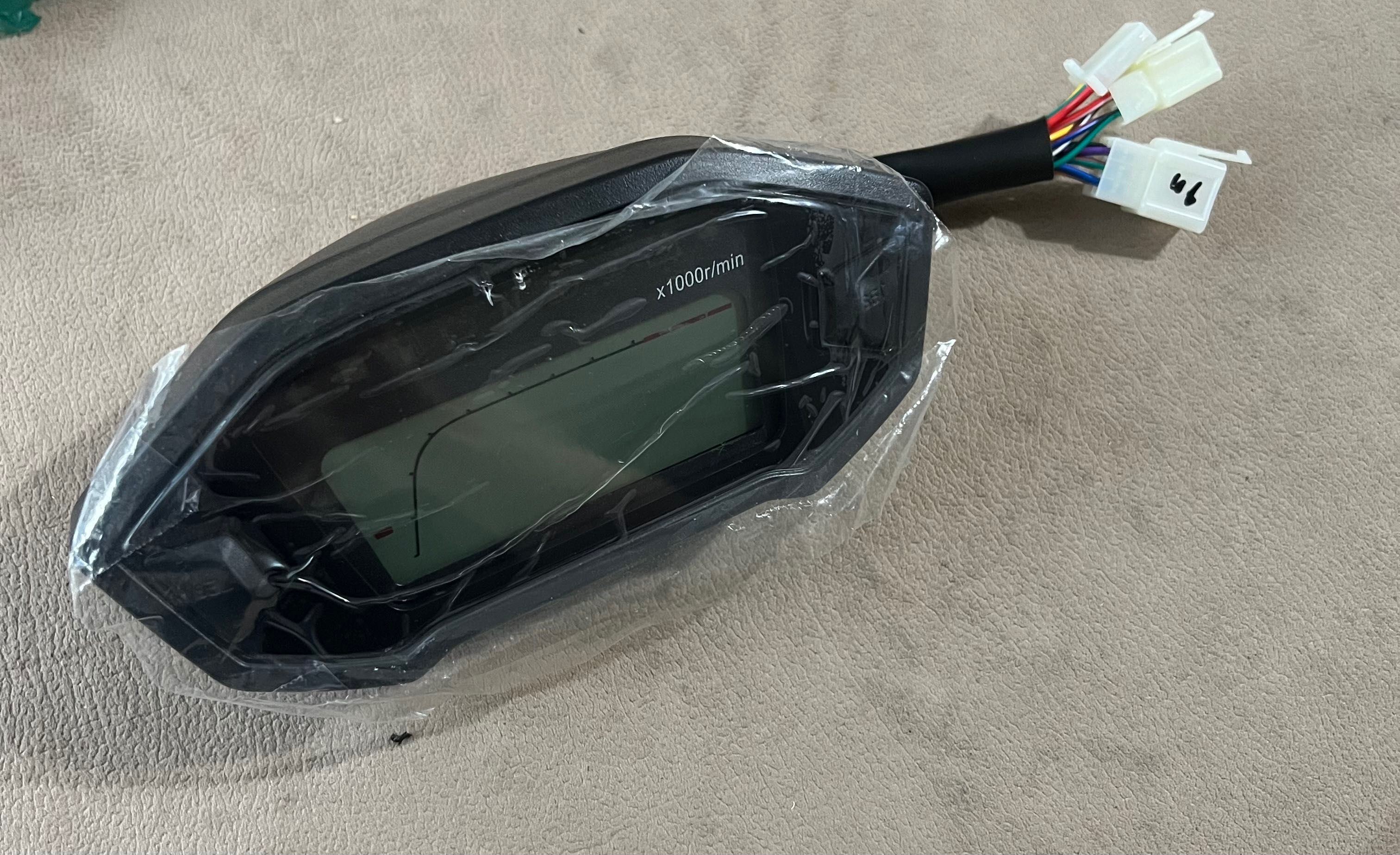 Панель приборів viper zs200a