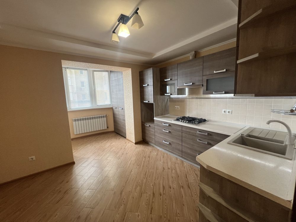 3к квартира новобуд бл. Старе місто