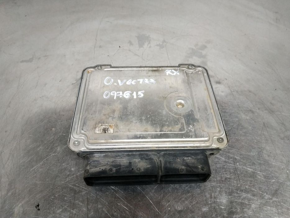 CENTRALINA DO MOTOR UCE OPEL VECTRA C CARAVAN