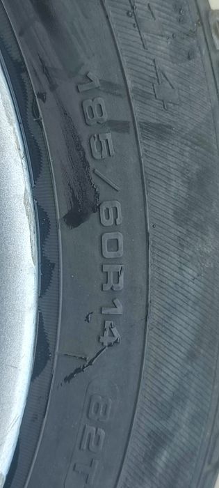 Komplet kół na felgach aluminiowych