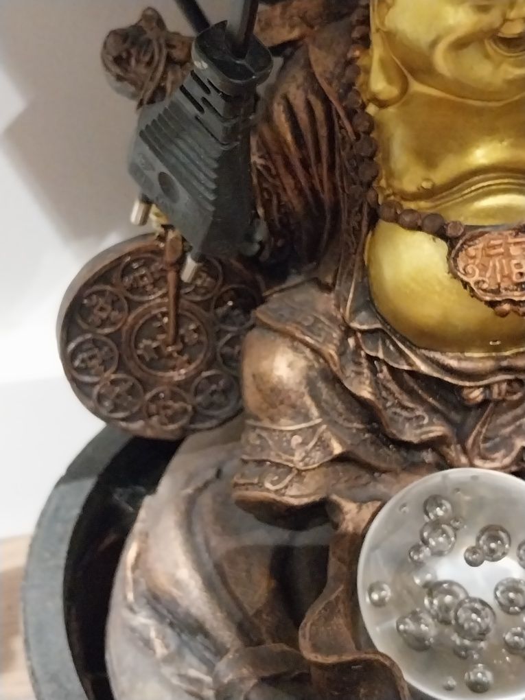 Fonte Buda com bola de vidro