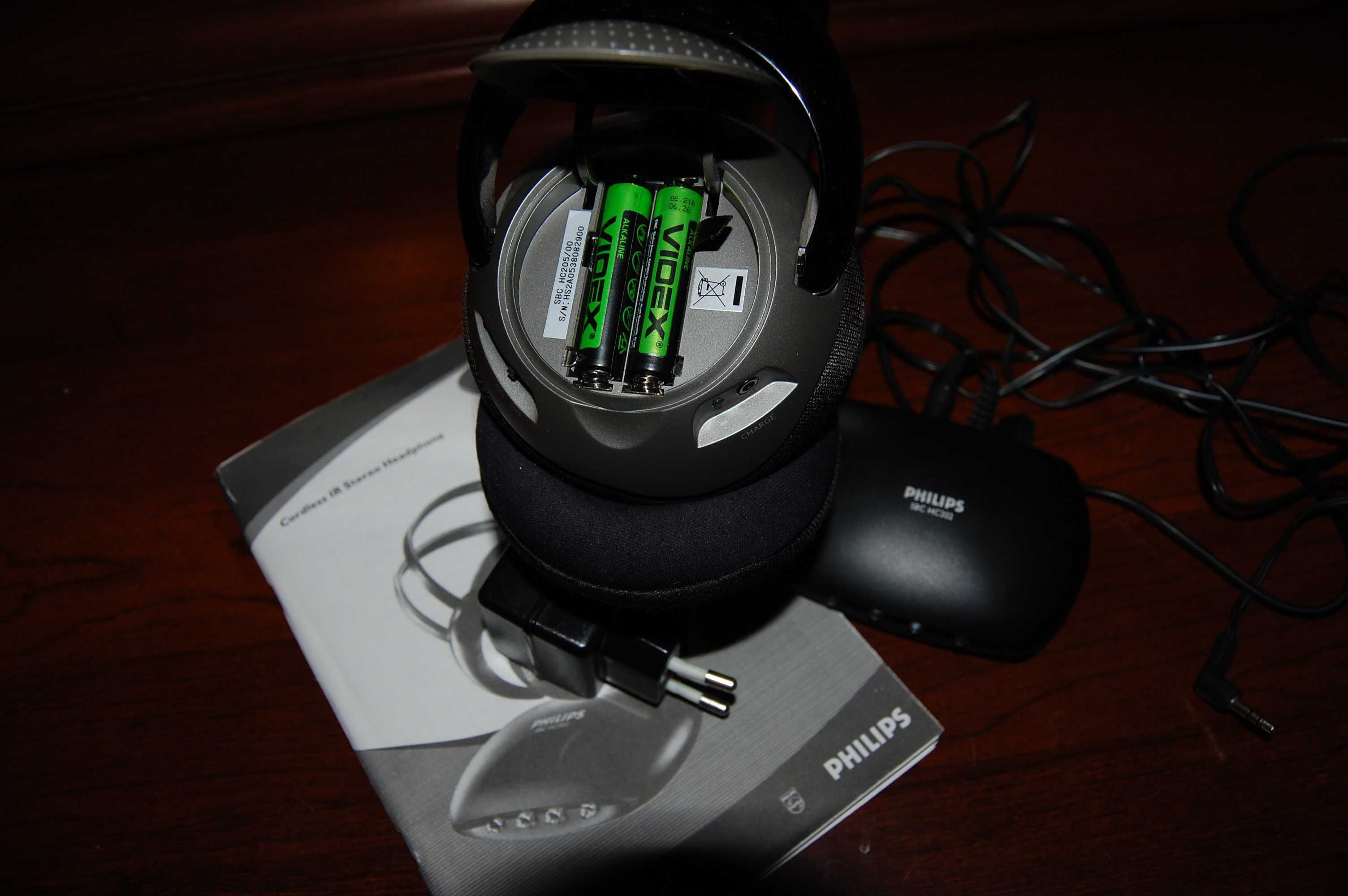 Навушники Philips SBC HC200  (+ трансміттер Philips + адаптер Philips)