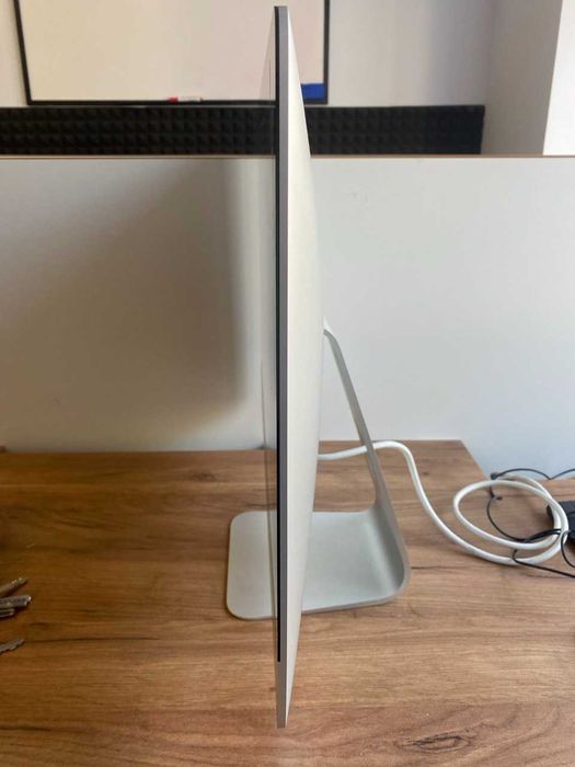 Apple iMac 21.5 2013 intel i5, 8 GB RAM, 1TB HDD