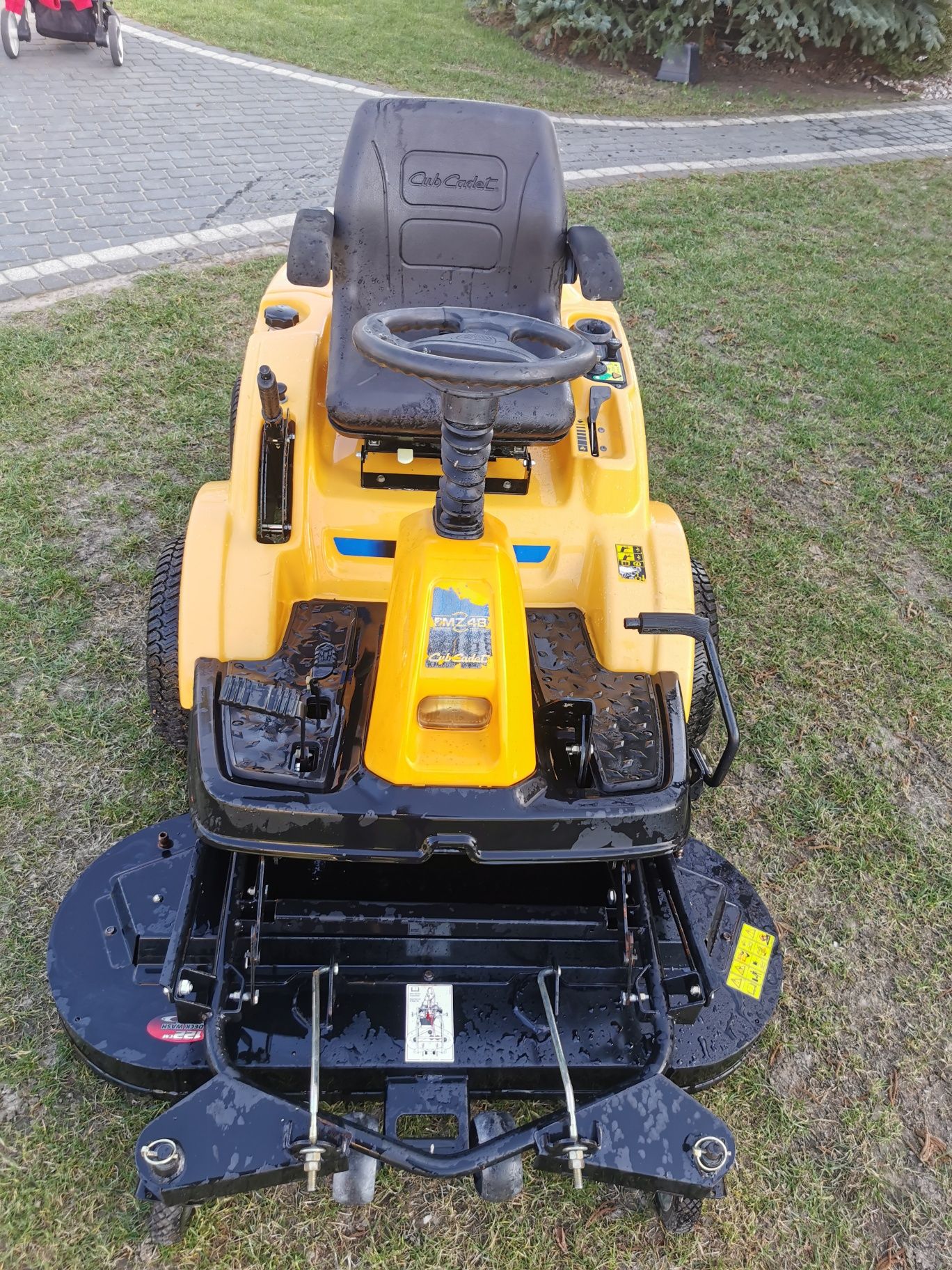 Traktorek komunalny MTD Cub Cadet 22 konie skrzynia hydro stan bdb!