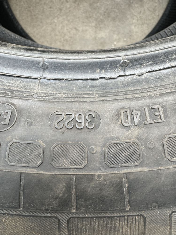 225/65R16C Continental VancoFourSeason 2