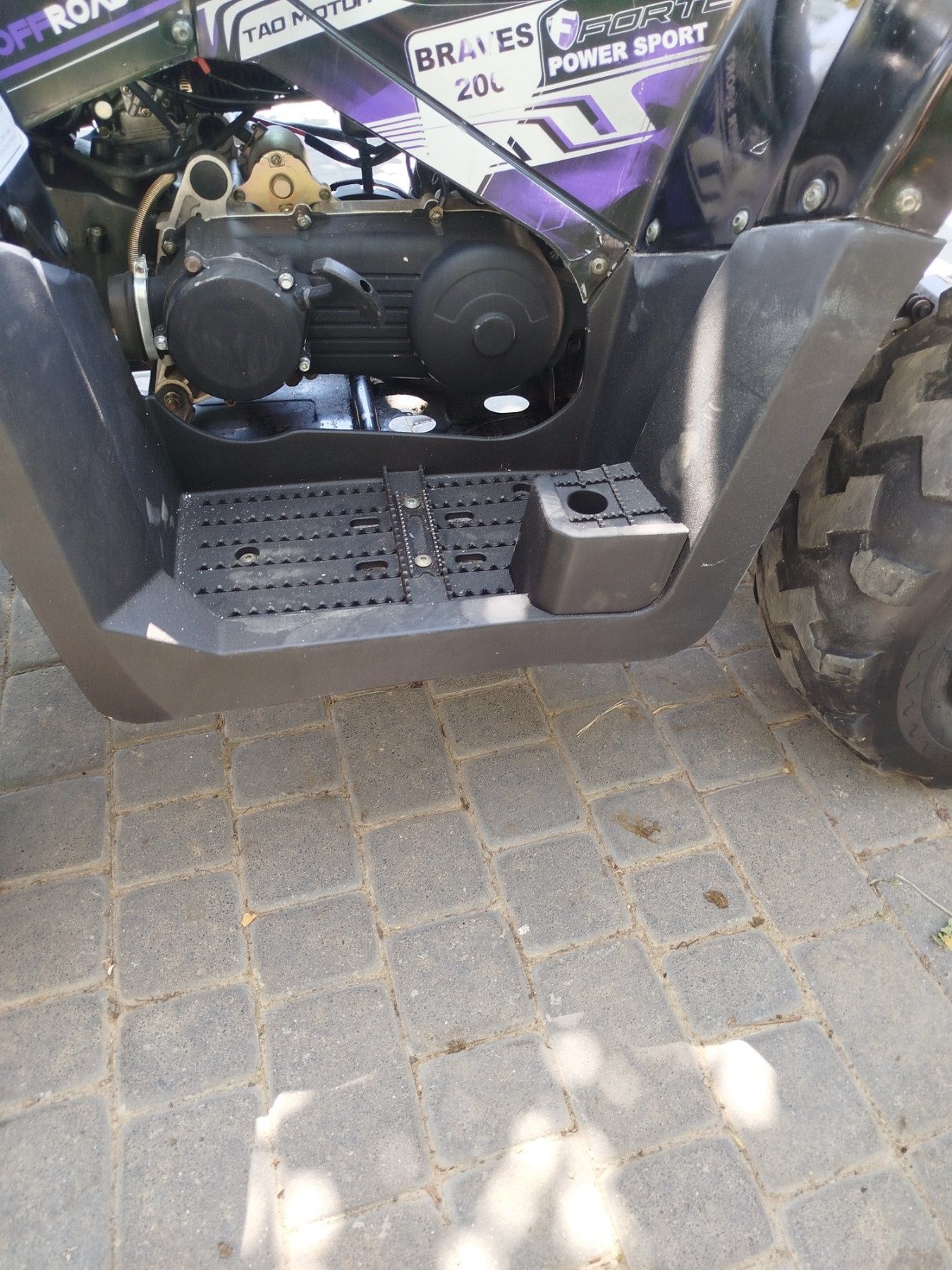 Продам квадрик 200 кубів