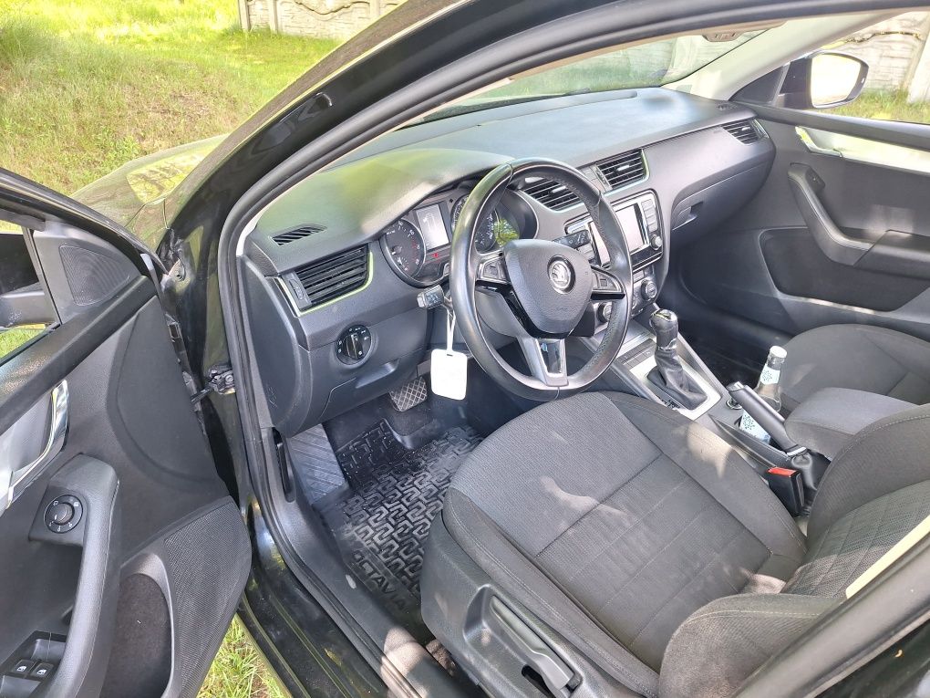 Skoda octavia 1.8 tsi dsg bogate wyposażenie