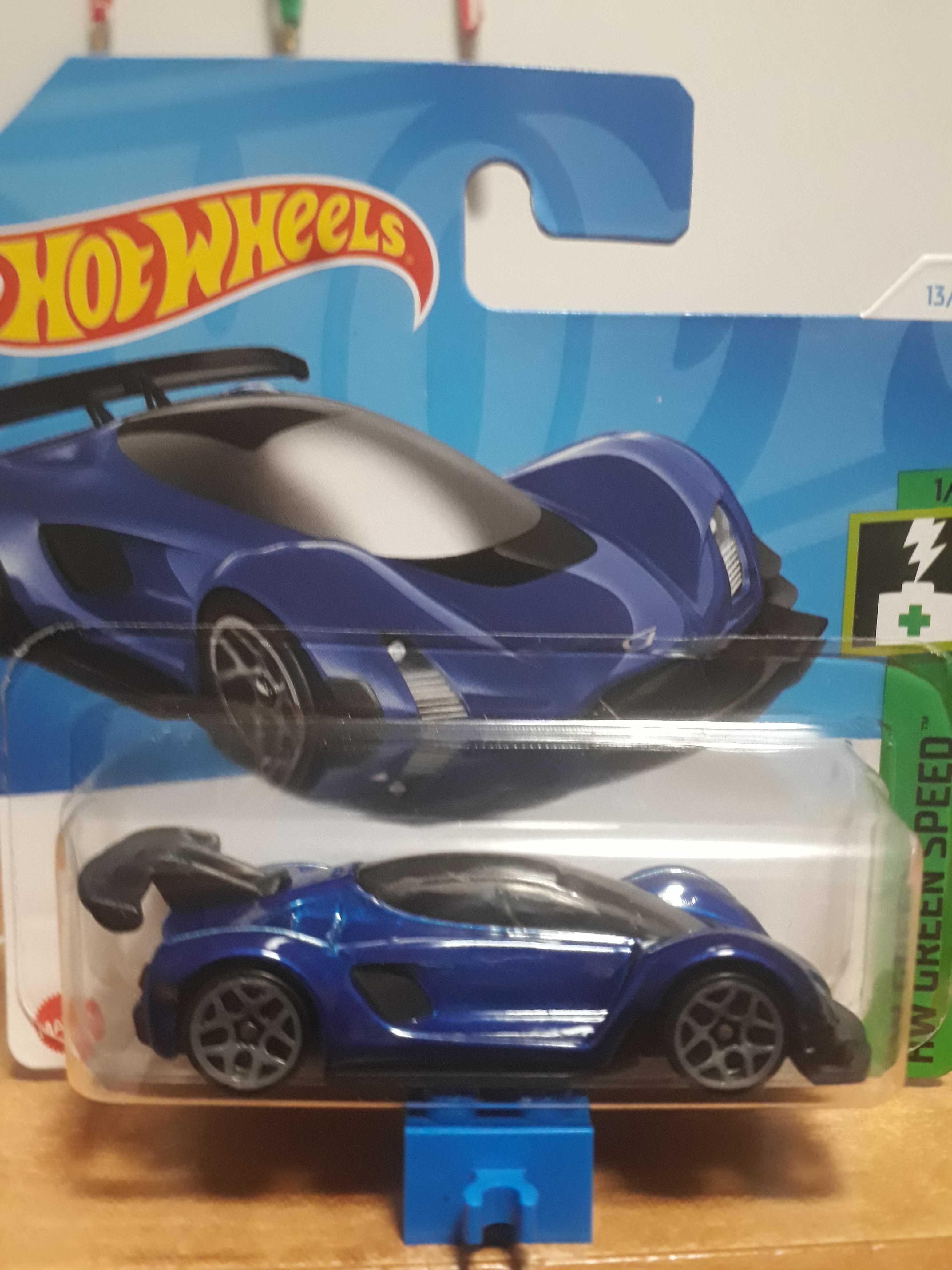 Autka hot wheels