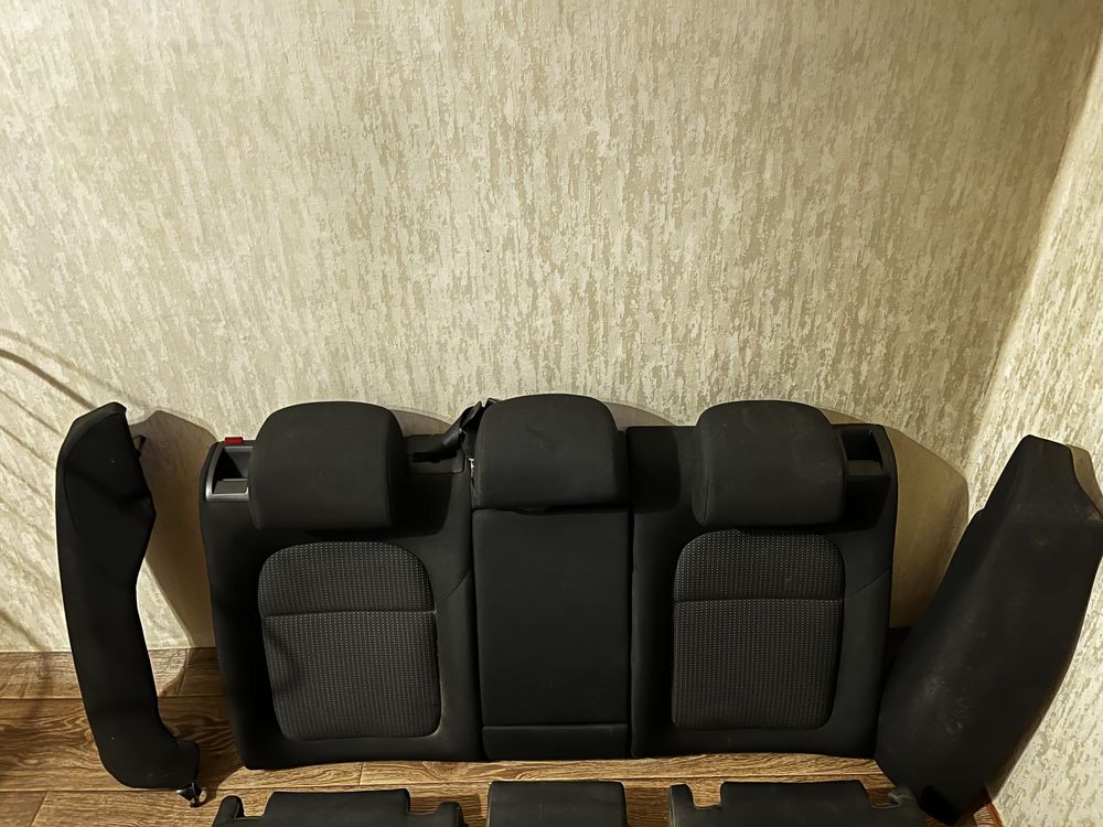 Передні та задні сидіння Skoda Superb II (2008-2015 р.в.)