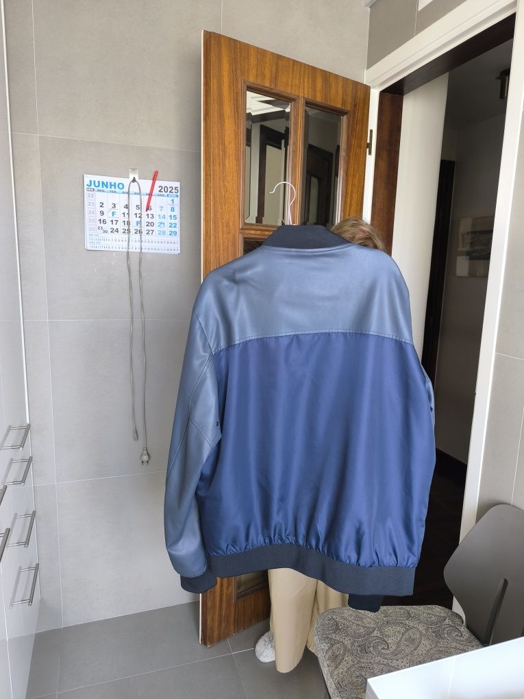 Casaco de cabedal (pelica) da marca TRUSSARDI
