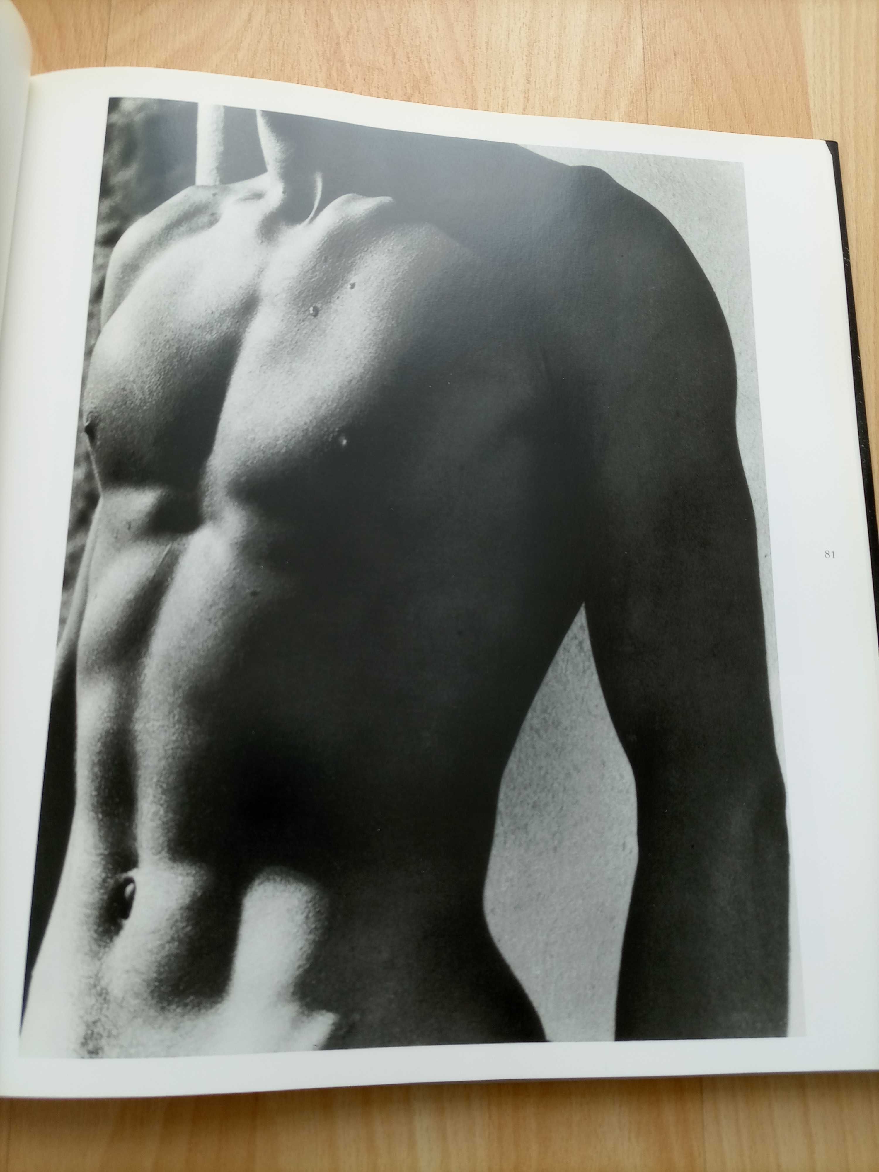 Livro "Eros" - compilação de fotos artísticas - Ótimo estado