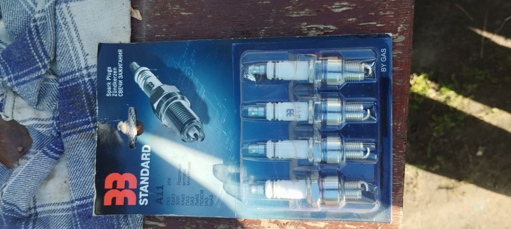 Свічки запалювання нові