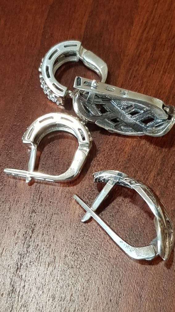 Сережки серебряные с золотыми вставками