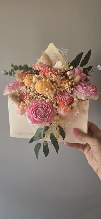 Flower box z świecami sojowymi