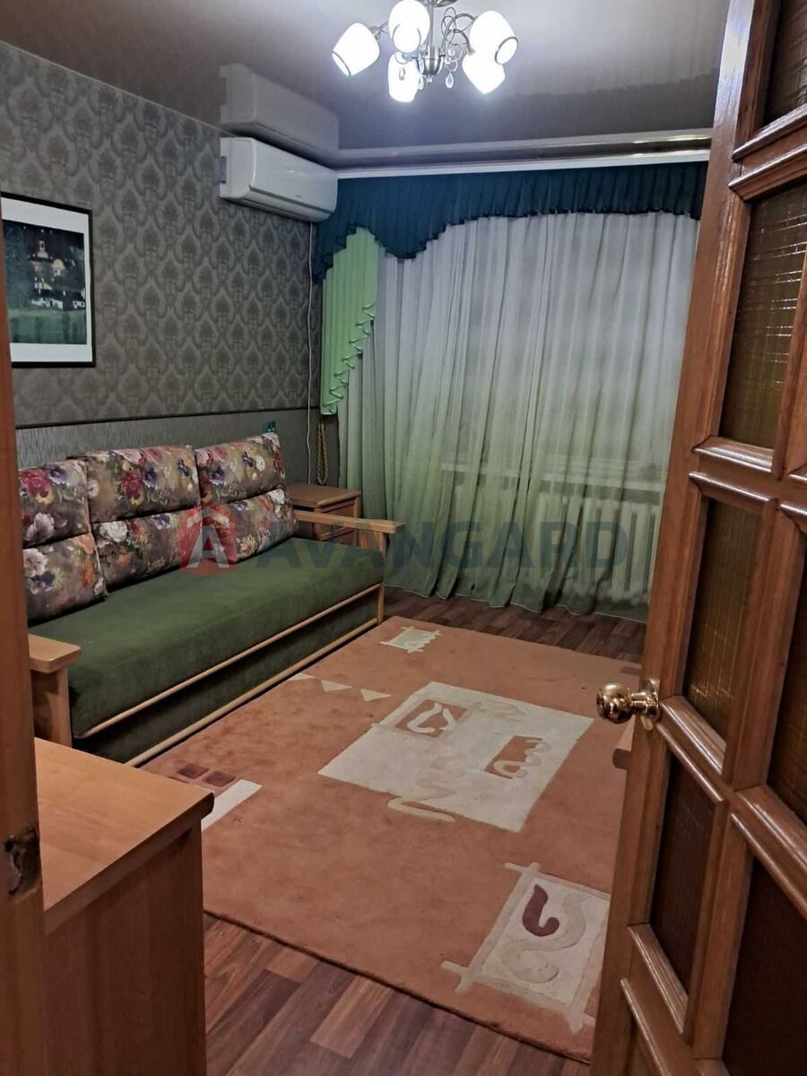 Продам 2-х комнатную квартиру на Калиновой