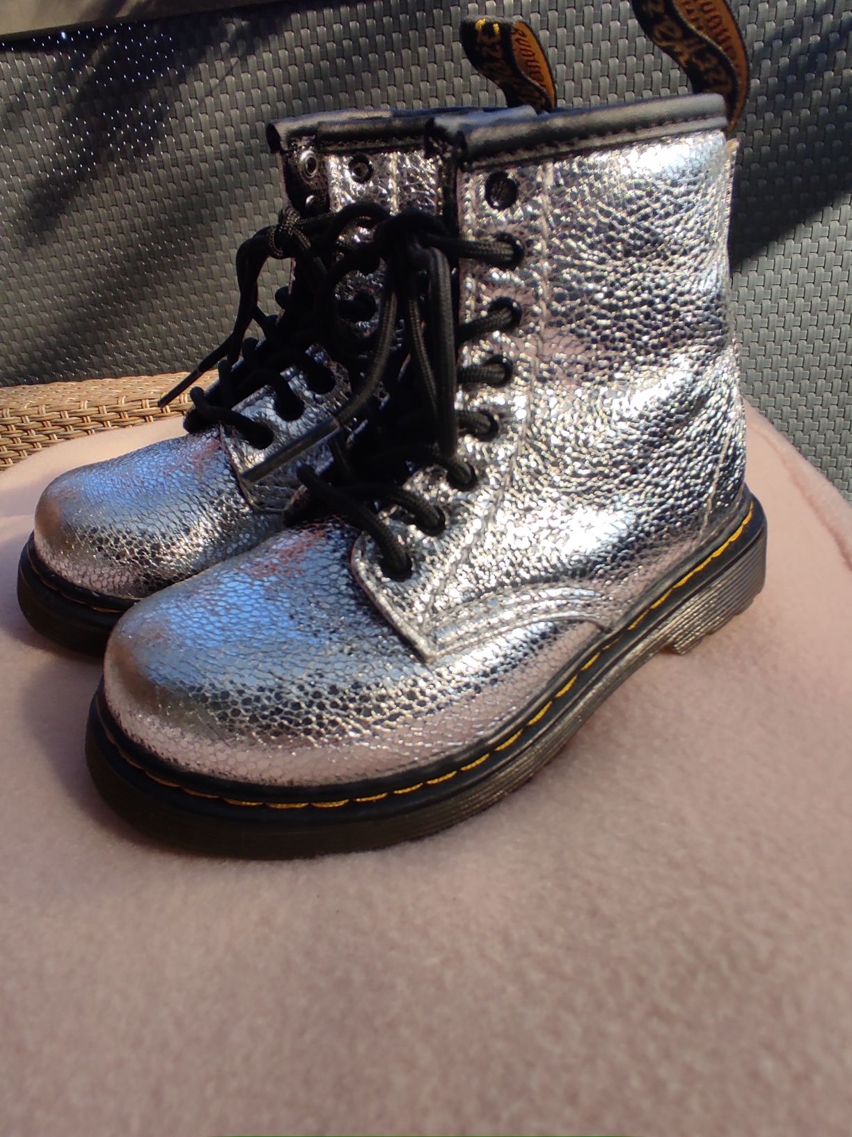 Buciki botki glany Dr. Martens