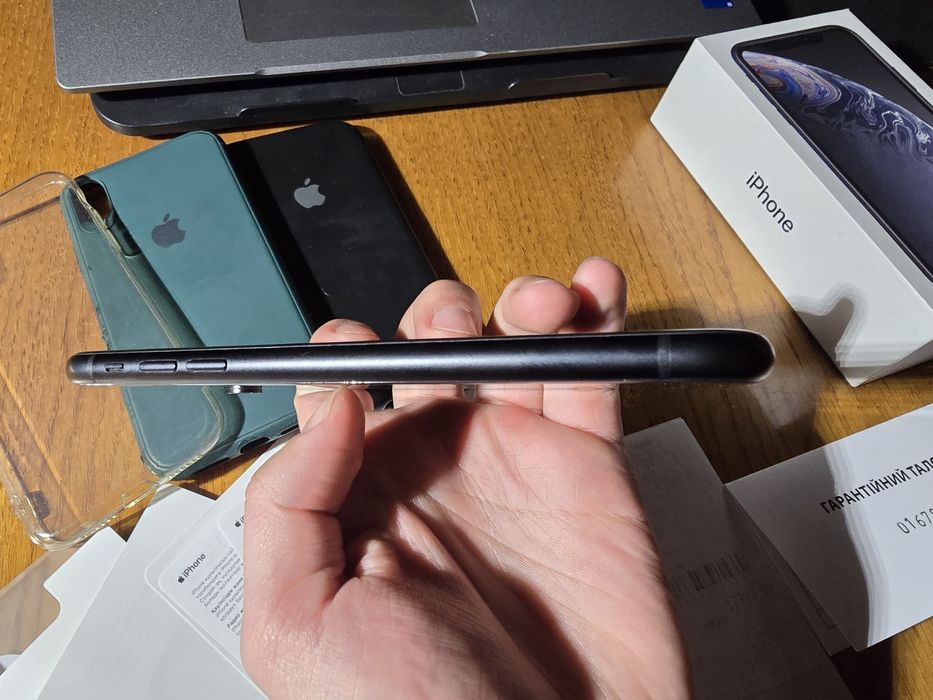 Официальный Iphone XR идеальное состояние