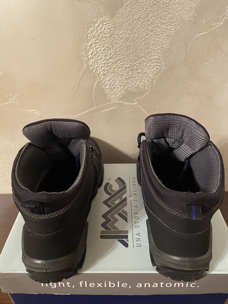 Продам італійські черевики Imac з мембраною coretex 44р