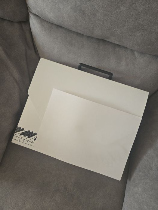 Папка-портфель с ручкой для школы