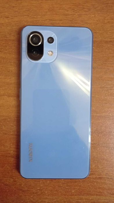 Телефон Xiaomi Mi 11 Lite (6/128) Bubblegum Blue