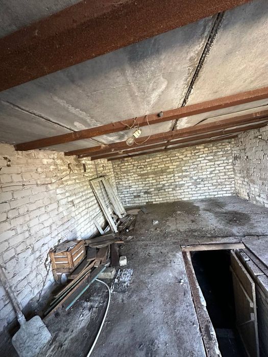 Продам гараж Новополье