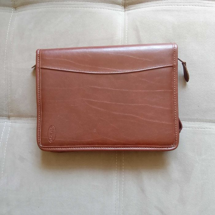 Чоловіча коричнева берсетка