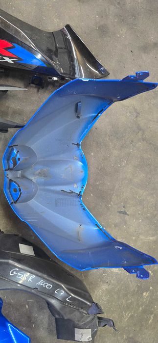 Części Suzuki GSX-R 1000R 2019r!Plastik wypełnienie przełącznik boczek