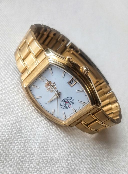 Годинник Orient.