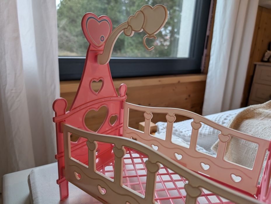 Łóżeczko, łoże dla lalek, dla Barbie, bobasów