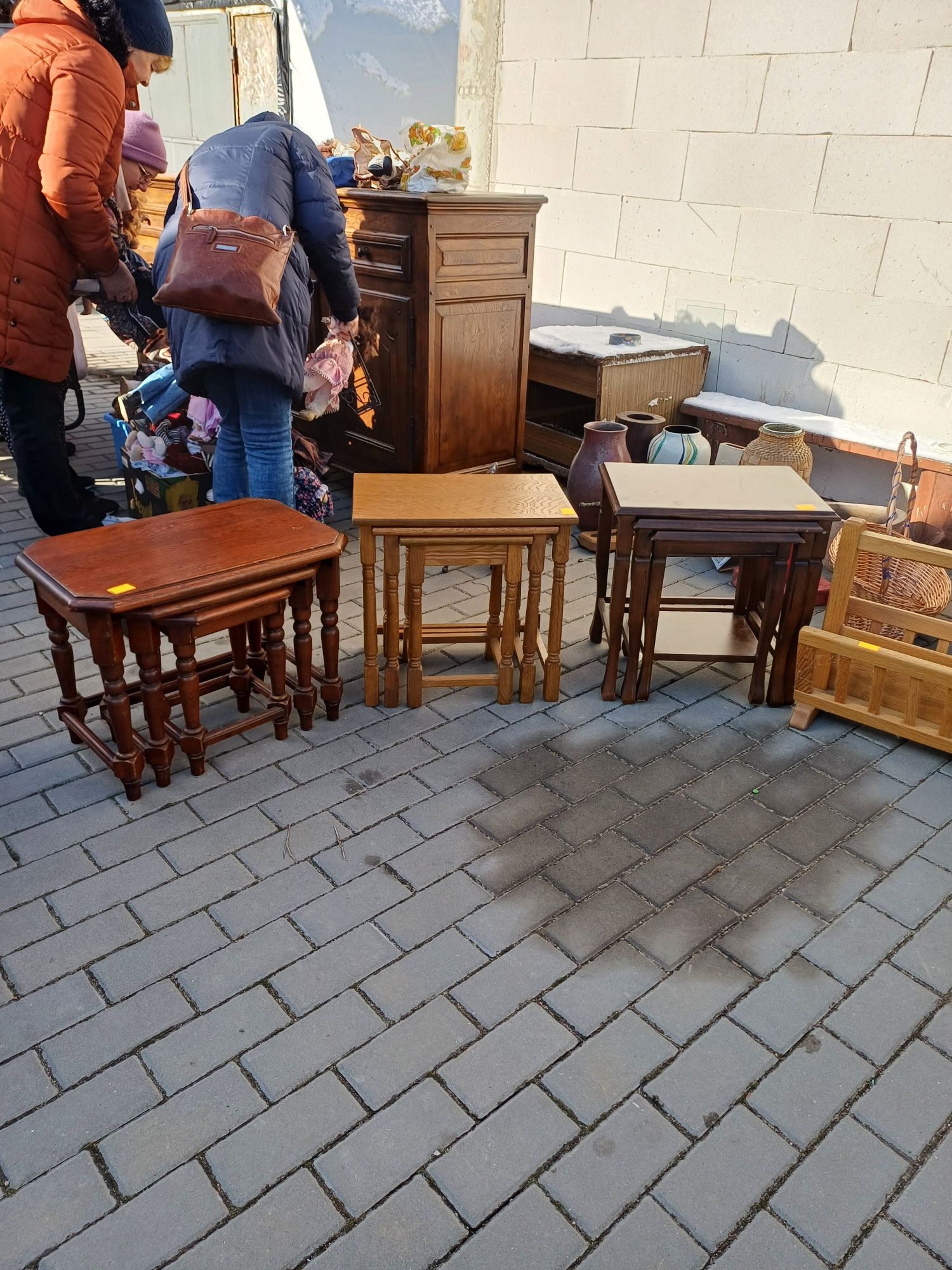 Komplet stolików trojaki